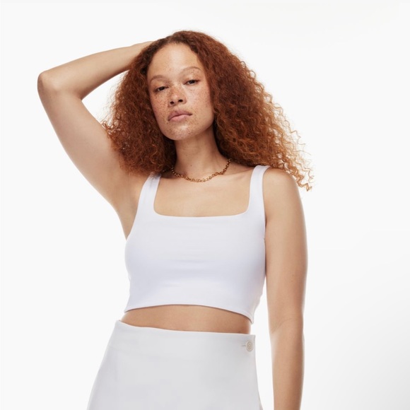 Aritzia square neck contour crop tank - Picture 2 of 3